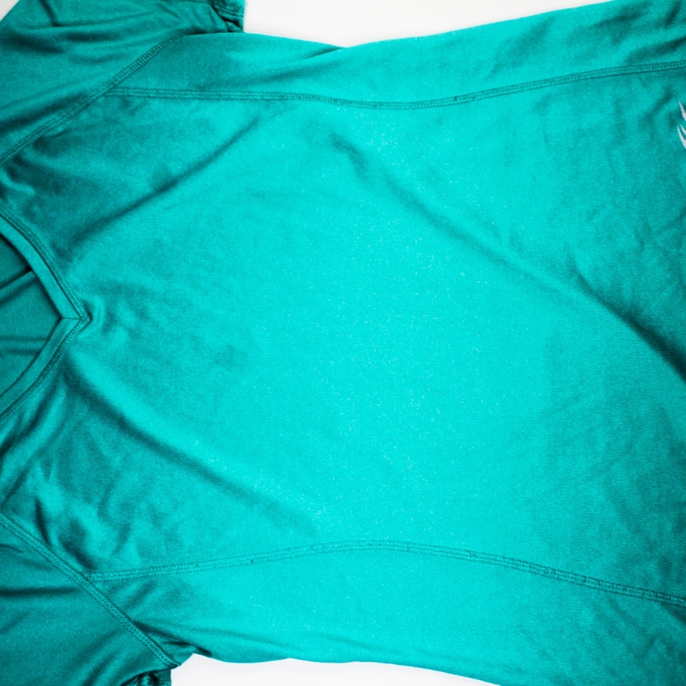 Everlast V-Neck Tee Med.